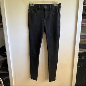 American Eagle Size 4 High Rise Jegging - Black